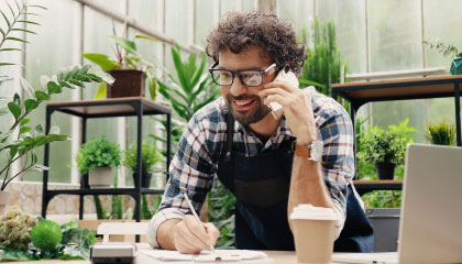 Talking to a customer on the phone